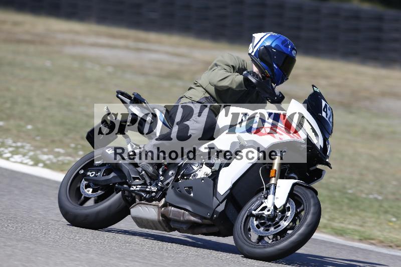 /35 07.08.2026  Discover the Bike ADR/Bike 1 gruen/42